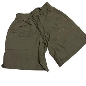 Aftco fishing shorts size 28 green khaki shorts like new nylon
